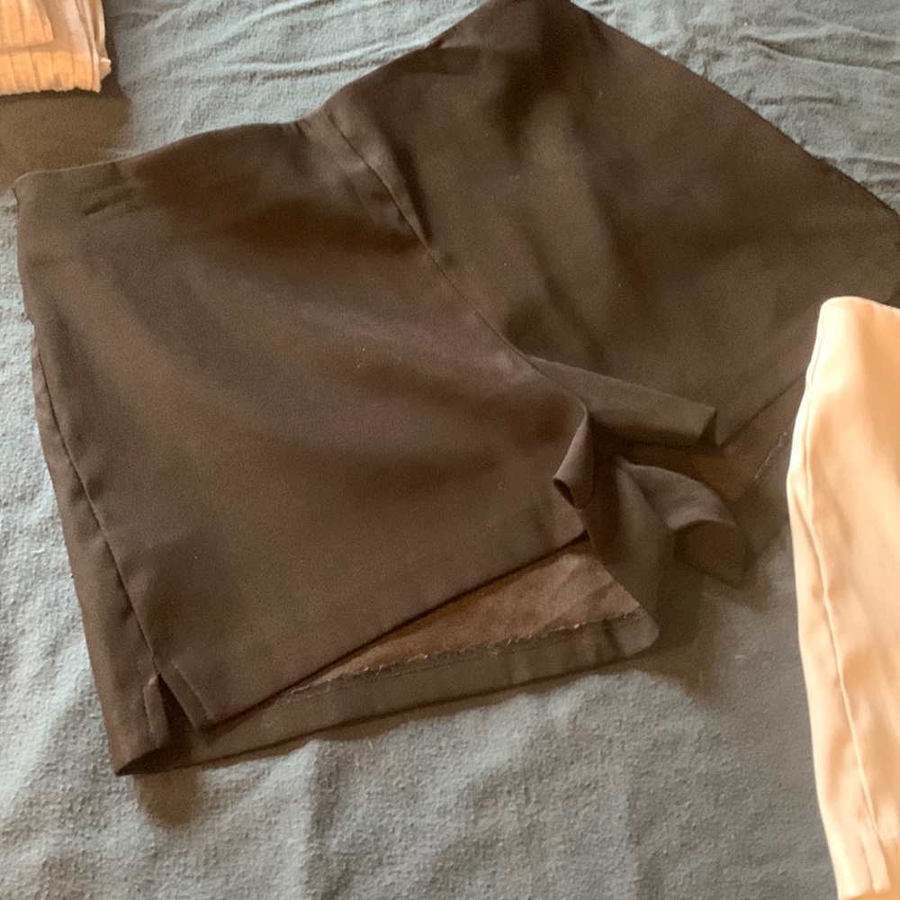 2pair of dress shorts
